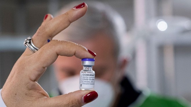 Prihodnji teden naj bi imeli dovolj cepiva za vse nad 60 let starosti (foto: profimedia)