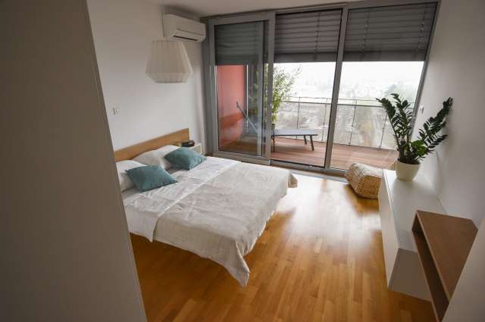 V Ljubljani izžrebali najemnike stanovanj za mlade (foto: Nebojša Tejić/STA)