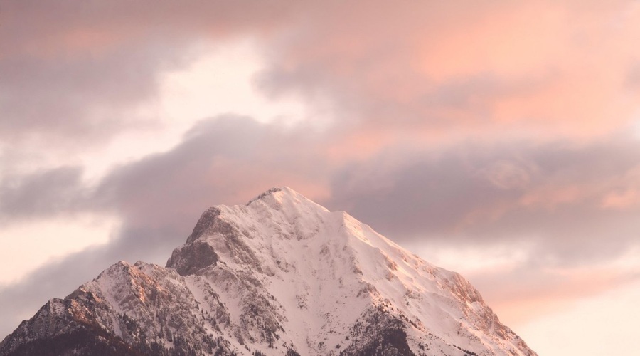 Slovenske gore v dveh dneh vzele dve življenji, po turni smučarki omahnil v globino še alpinist (foto: profimedia)