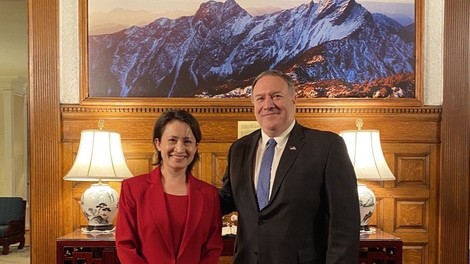 Mike Pompeo naj bi kršil etična pravila, saj je zaposlenim nalagal zasebna opravila