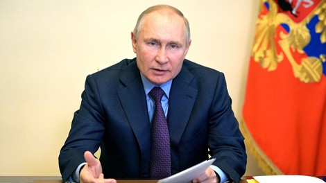 Podpisniki odprtega pisma, med njimi JK Rowling, zahtevajo od Putina zdravnika za Navalnega