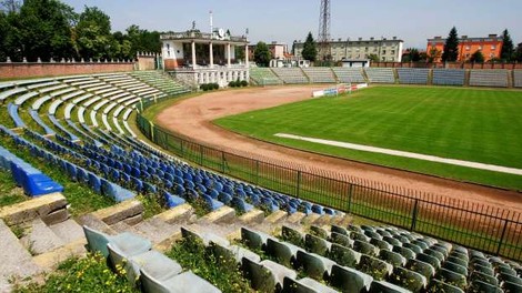 Bežigrajski športni stadion, spomenik Jožeta Plečnika, še naprej propada