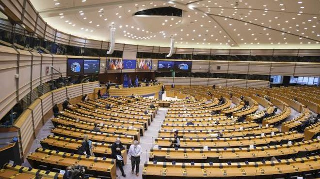 Evropski parlament odobril začetek pogajanj o covidnem potrdilu (foto: Thierry Monasse/STA)