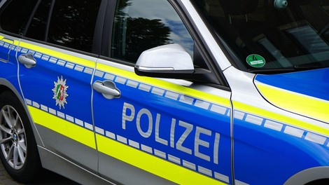 Štirje mrtvi v napadu v domu za prizadete pri Berlinu