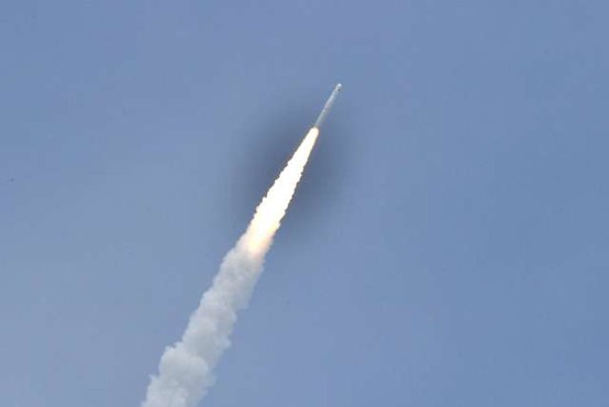 Deli kitajske rakete bodo v prihodnjih dneh nenadzorovano padli na Zemljo