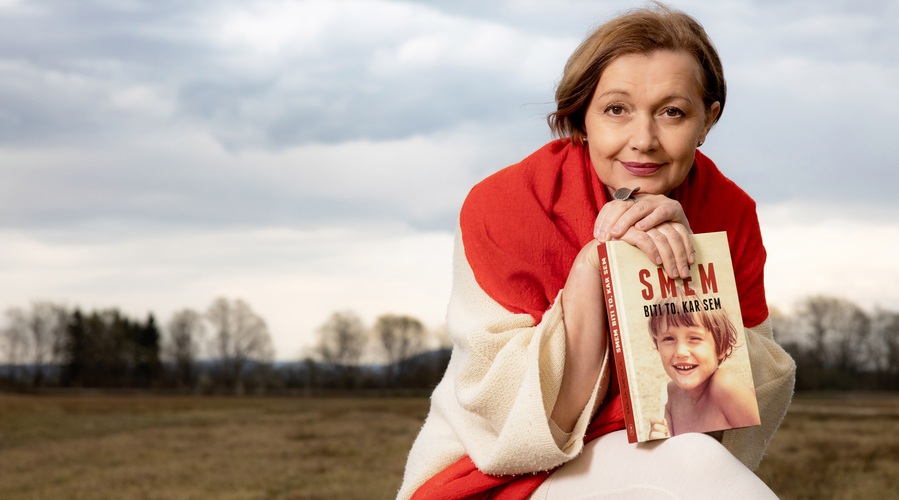 Maja Megla: »Nastal je molk. Reagirali so redki. Spet ta molk! Ta zlovešči urok molka!« (foto: Maja Megla)