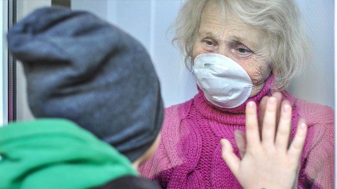 WHO: "Na področju javnega zdravja sto let ni bilo takšnih izzivov, vsak od nas je v tej grozljivi pandemiji kaj izgubil" (foto: Shutterstock)