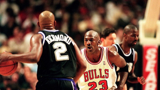 Majico legendarnega košarkarja Michaela Jordana na dražbi prodali za dober milijon evrov (foto: profimedia)