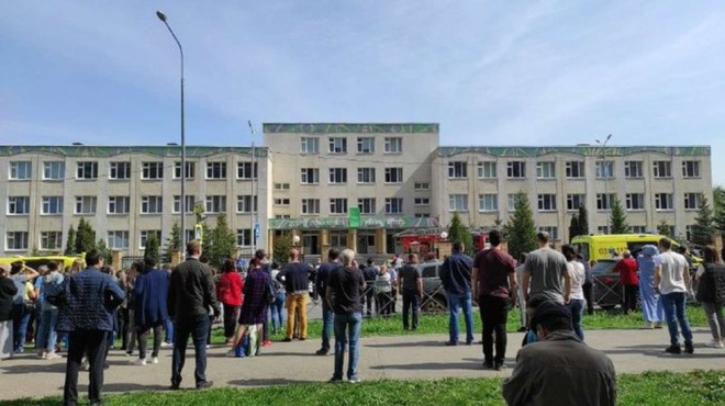 V streljanju na šoli v ruskem Kazanu ubitih več ljudi (foto: Twitter)