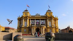 Zagreb: Vabilo s podpisom umetnikov