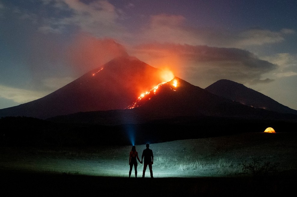 Gvatemalska pica, pečena na lavi bruhajočega vulkana Pacaya (foto: profimedia)