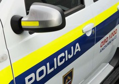 V Mariboru ob padcu kovinskih vrat hudo poškodovan sedemletnik
