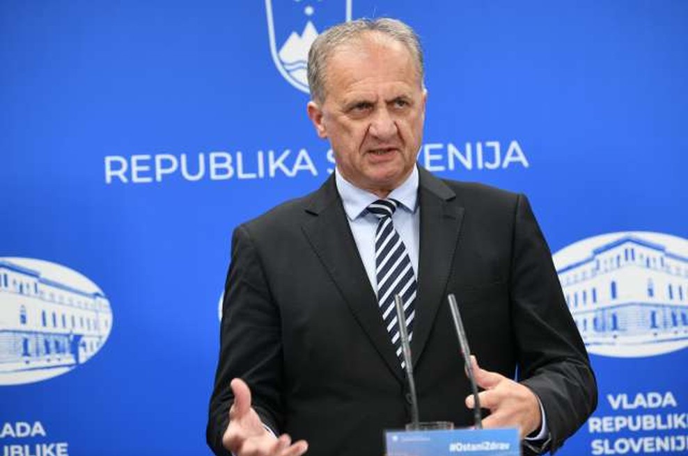 Simič bo predvidoma prevzel vodenje Fursa, Rupel pa Javno agencijo za knjige (foto: Tamino Petelinšek/STA)
