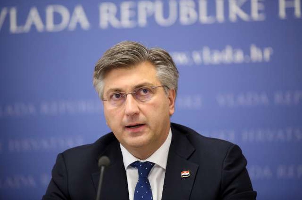 Plenković napovedal proizvodnjo sestavin za Pfizrjevo cepivo na Hrvaškem (foto: Hina/STA)