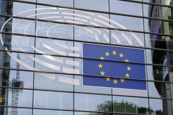 Evropski parlament in članice EU dosegli dogovor o covidnem potrdilu