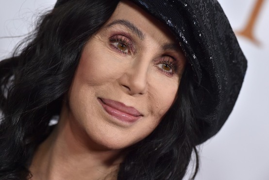 Ameriška pevka in igralka Cher praznuje 75 let