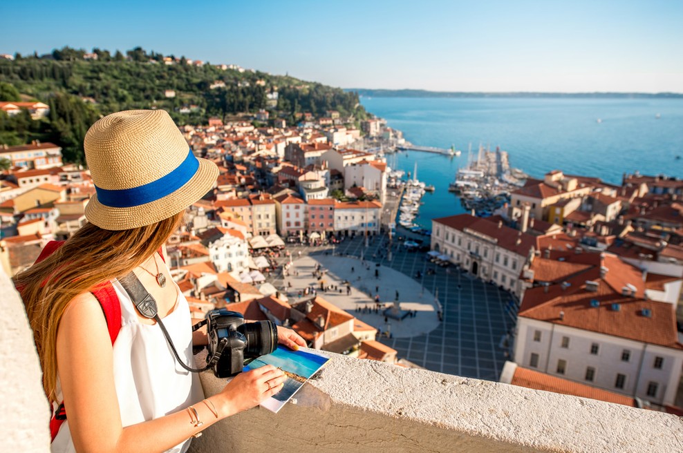 Slovenci spet počitnikujemo, od 26. aprila unovčili za 1,6 milijonv evrov turističnih bonov (foto: Shutterstock)