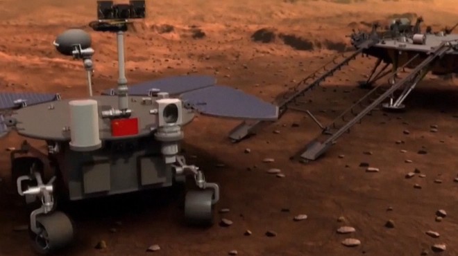 Kitajski rover je že začel svojo raziskovalno pot po Marsu (foto: profimedia)