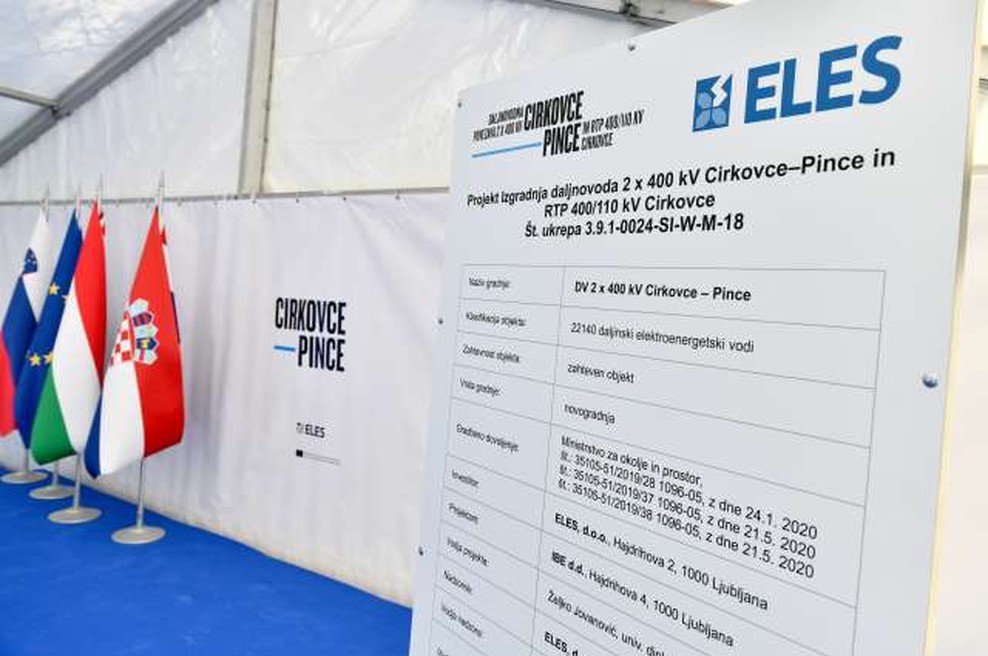 Eles preskuša novo 400-kilovoltno stikališče v Cirkovcah (foto: Tamino Petelinšek/STA)