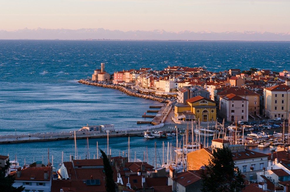 Neuradno: Prihajajo dodatni novi turistični boni, ki jih bo mogoče porabiti za več storitev v turizmu (foto: Shutterstock)