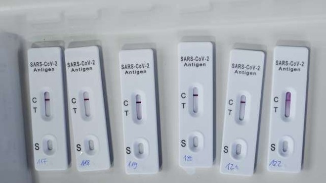 Na Hrvaškem začeli s prodajo antigenskih testov za domačo uporabo (foto: Daniel Novakovič/STA)