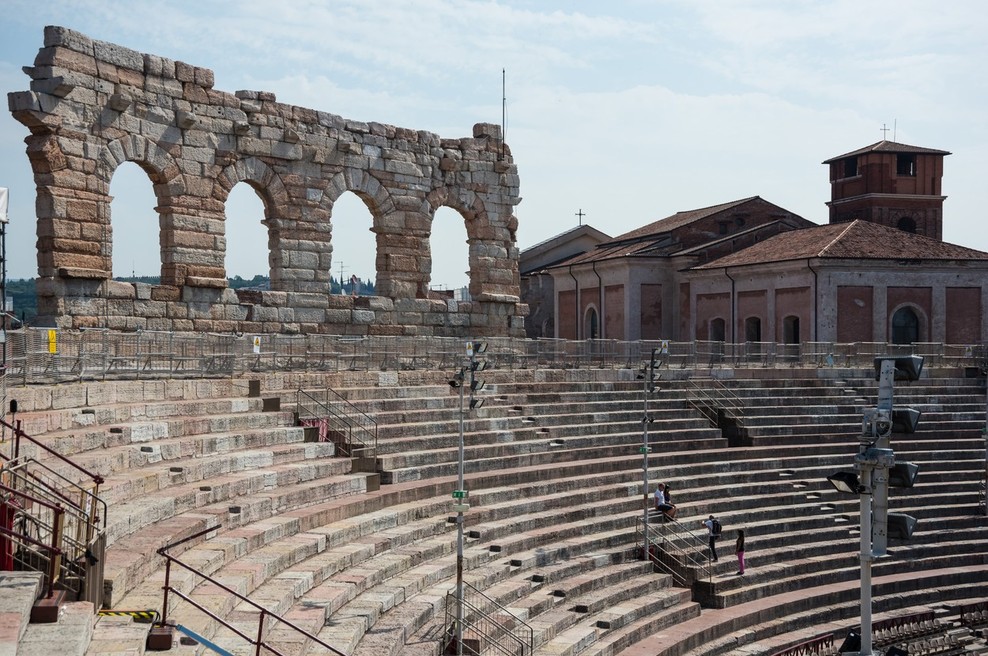 Arena v Veroni kot prvo evropsko prizorišče s 6000 sedeži (foto: Profimedia)