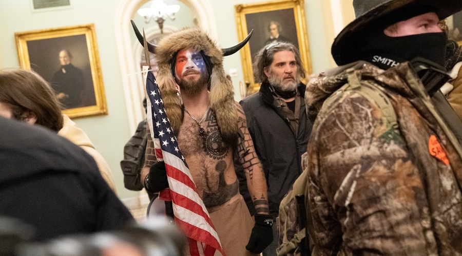 15 odstotkov Američanov verjame, da ZDA upravljajo 's satanom obsedeni pedofili' (foto: profimedia)