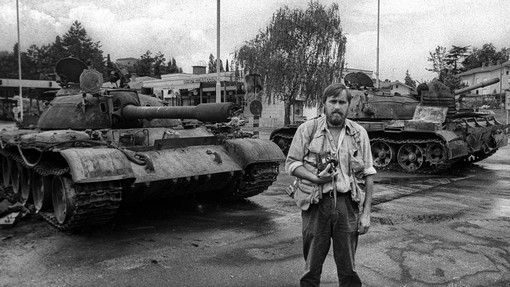 Srdjan Živulović - od prvega fotoaparata pri trinajstih letih do Pulitzerjeve nagrade