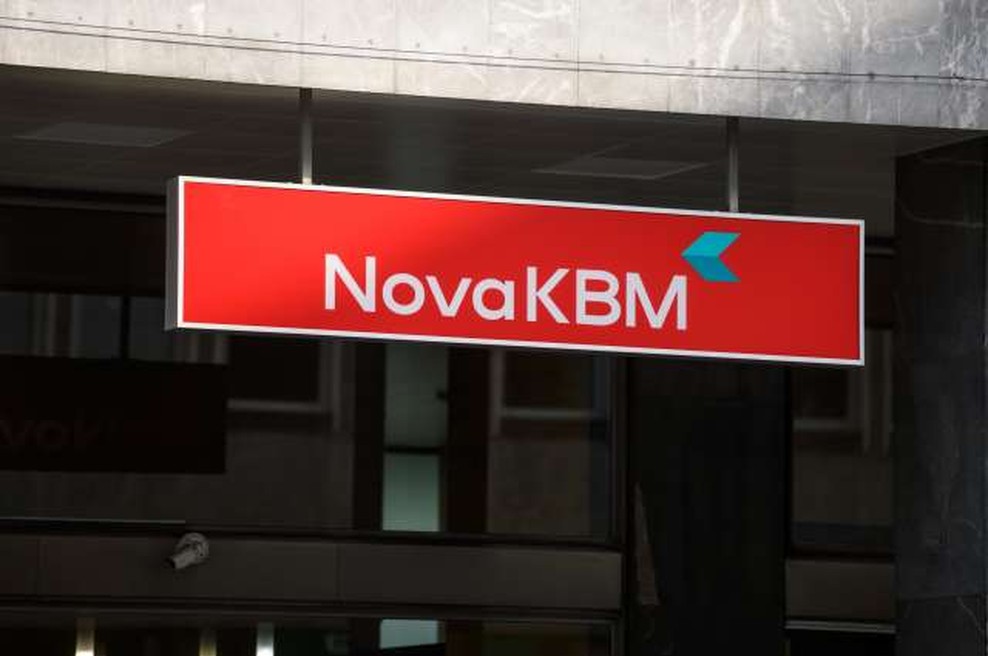 Madžarska OTP Bank podpisala dogovor o nakupu Nove KBM (foto: Nebojša Tejić/STA)