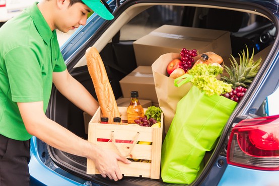Nakupovanje živil po spletu preprosto, a ponudba in dostava omejeni