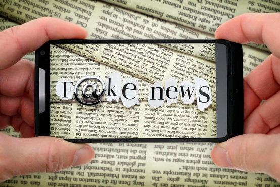 Trije od štirih Američanov precenjujejo svojo sposobnost prepoznavanja lažnih  novic