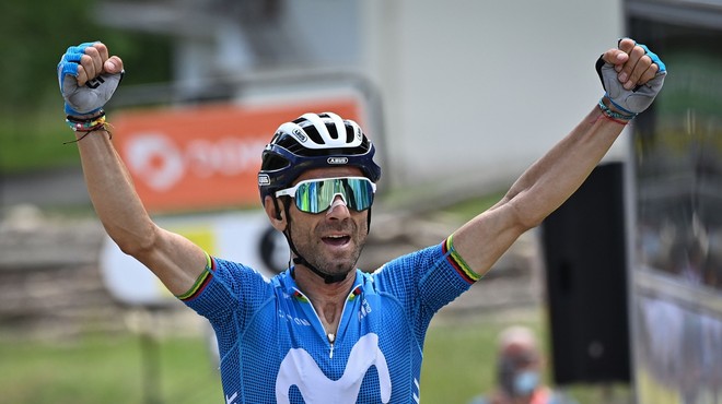 Španski kolesar Valverde pri 41 letih osvojil etapo (foto: Profimedia)