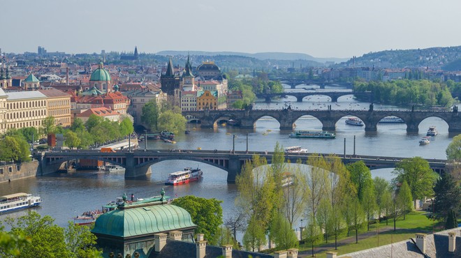 Češka bo 21. junija odprla meje za turiste iz EU (foto: Shutterstock)