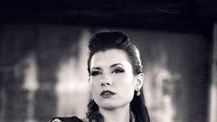 Napeti knjižni srhljivki OSVOBODITEV (po resnični zgodbi Nancy Wake) sledi še film!