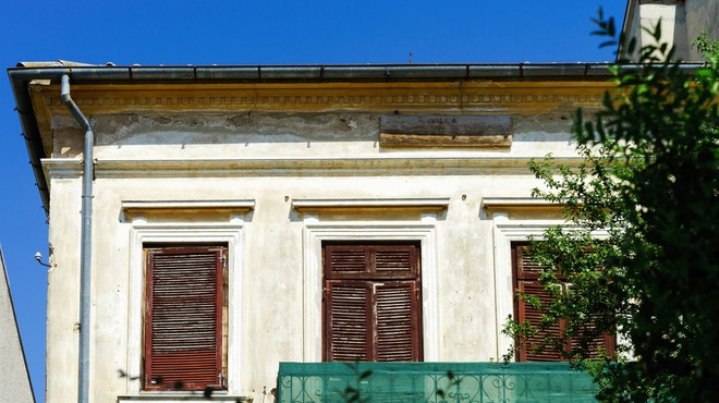 V hrvaški vasi prodajajo stare hiše za eno kuno (foto: Profimedia)