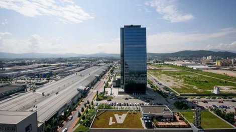 Slovenija ne spada med države z neštetimi stolpnicami, vendar tudi naša država počasi raste v višino