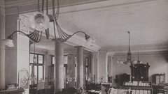 Secesijska notranjost Mestne hranilnice ljubljanske iz leta 1905