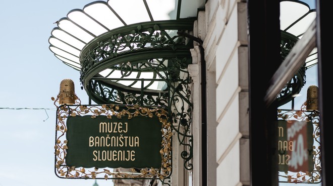 Bankarium, Muzej bančništva Slovenije, bo svoja vrata odprl v nekdanji bančni dvorani Mestne hranilnice ljubljanske na Čopovi ulici v Ljubljani. (foto: Iztok Lazar)