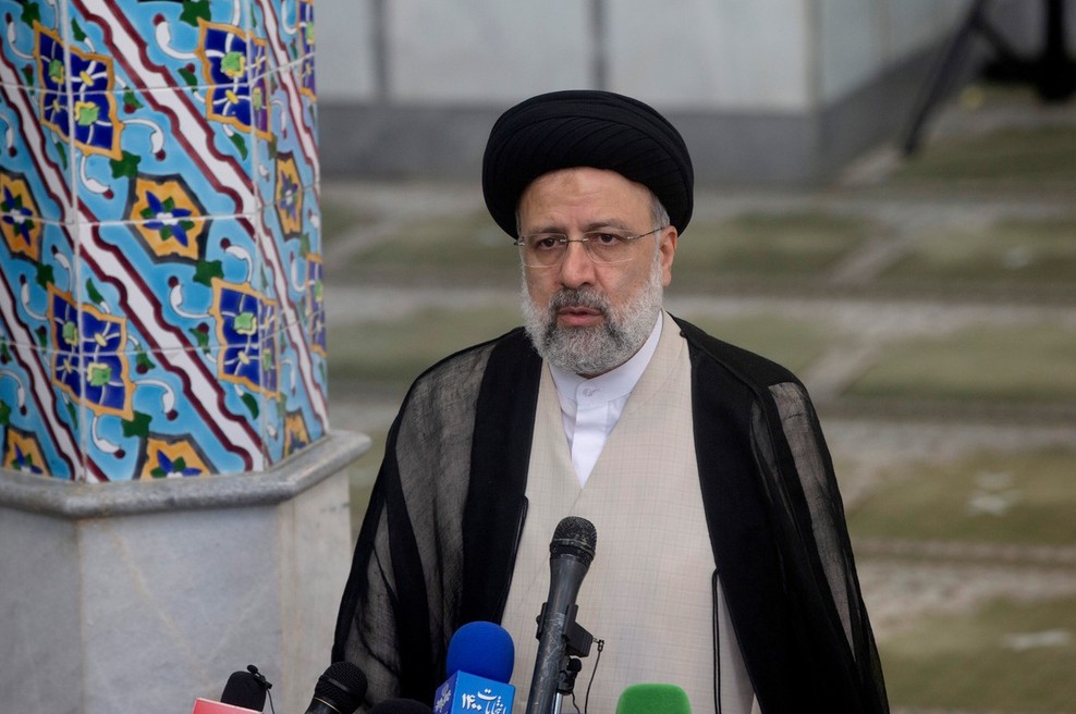 Novi iranski predsednik je po pričakovanju ultrakonservativni klerik Ebrahim Raisi (foto: profimedia)