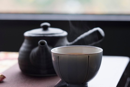 Pitje zelenega čaja na Japonskem ni le nujno opravilo, ki poteši žejo