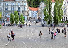 Letos 30 let praznuje 24.111 prebivalcev Slovenije