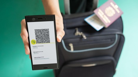 Digitalno covidno potrdilo ni potovalni dokument, omogoča pa lažje prehajanje meje