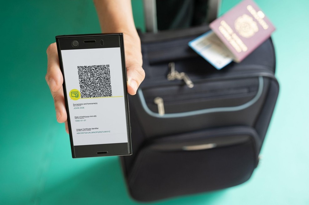 Digitalno covidno potrdilo ni potovalni dokument, omogoča pa lažje prehajanje meje (foto: profimedia)