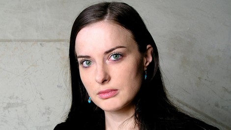 Irena Svetek "Nek kriminalec je mojo mamo, ki je bila takrat mlada tožilka, klical Rdeča kapica!"