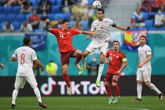 Španski nogometaši za preboj v polfinale ugnali Švicarje po enajstmetrovkah