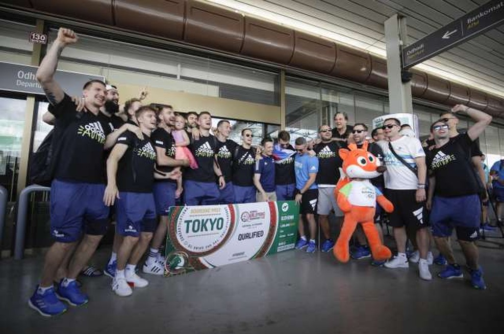 Tako košarkarji kot navijači verjamejo, da je to šele začetek (foto: Anže Malovrh/STA)