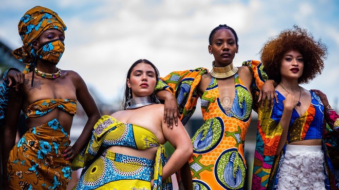 Razstava o afriški modi v londonskem muzeju Viktorije in Alberta želi "dekolonizirati" črno celino (foto: profimedia)