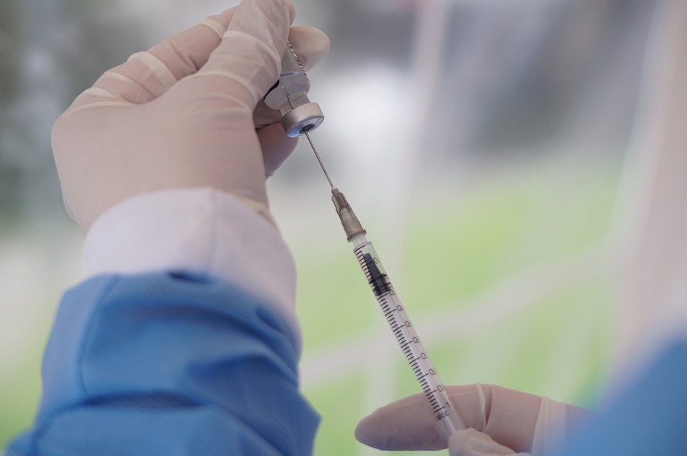 Ameriški zdravstveni regulatorji proti tretjemu odmerku Pfizerjevega cepiva (foto: Profimedia)