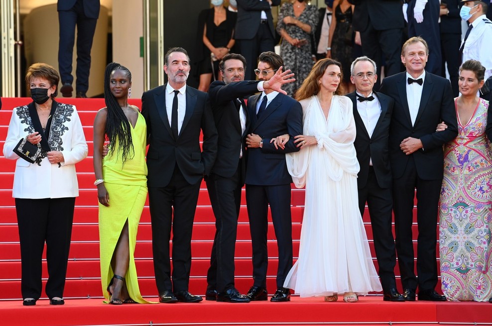 Glavna nagrada filmskega festivala v Cannesu filmu Titan režiserke Julie Ducournau (foto: profimedia)