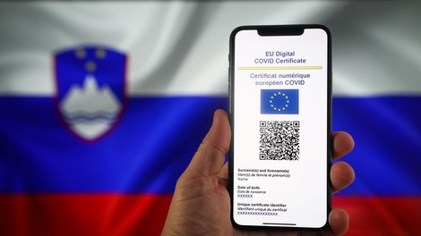 Dostop do digitalnega covidnega potrdila tudi prek mobilne aplikacije
